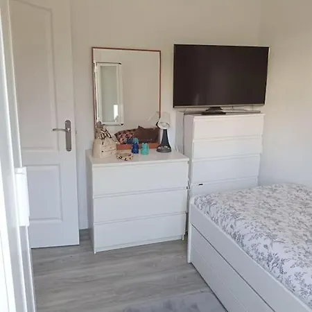 Lägenhet Preciosa Casa Bi-familiar Al Lado De Donosti.