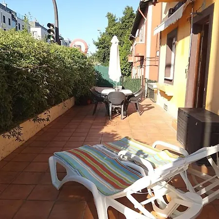 Preciosa Casa Bi-familiar Al Lado De Donosti. Apartment Irun