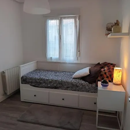 Lägenhet Preciosa Casa Bi-familiar Al Lado De Donosti.